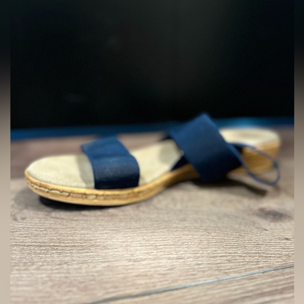 Women’s Sandals